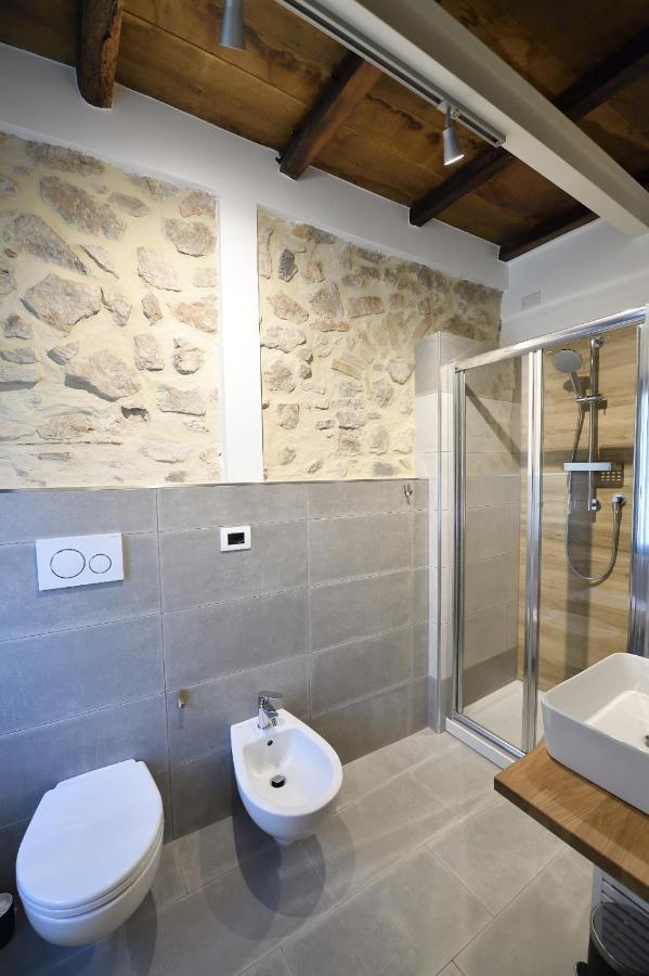 Le Benedettine Affittacamere Relais 폰디 외부 사진